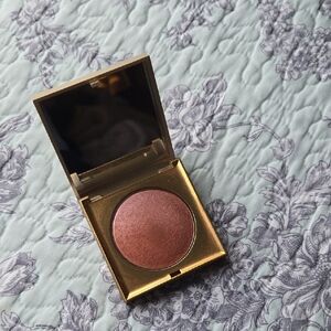 Stila Gold Compact with Pink Highlighter